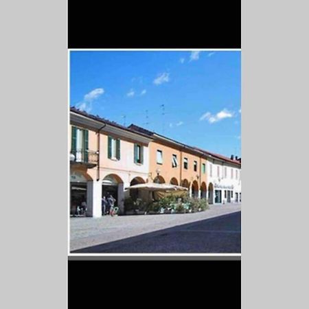 Green Appartamenti I Portici Nel Centro Storico Melzo Ngoại thất bức ảnh