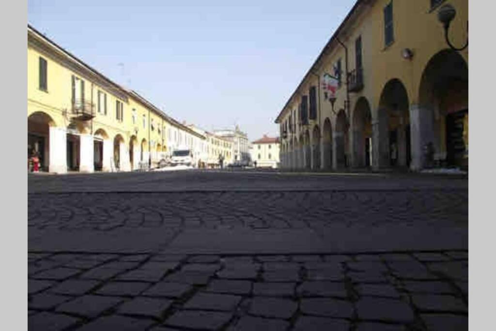 Green Appartamenti I Portici Nel Centro Storico Melzo Ngoại thất bức ảnh